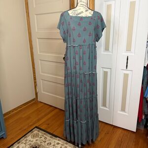 NATURAL LIFE Med Boho Tiered Square Neck Berkley Maxi Dress Cottage Ditsy Print